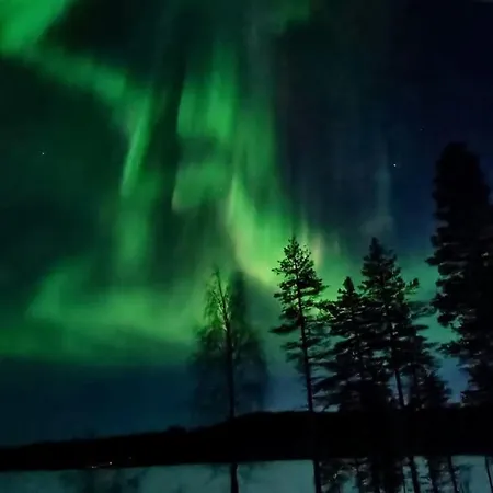 Вилла Lapland Lakeside Escape Рованиеми